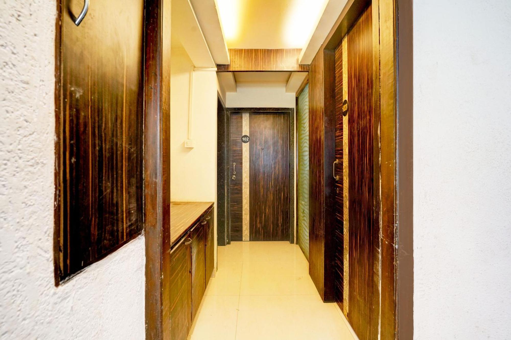 Super Hotel O Seawoods Near Palm Beach Road Formerly Sai Roop Navi Mumbai Extérieur photo